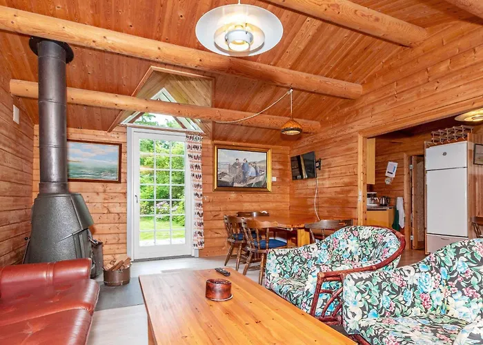 6 Person In Roslev-by Traum *